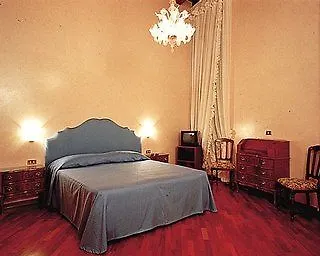 Hotell Piccola Fenice