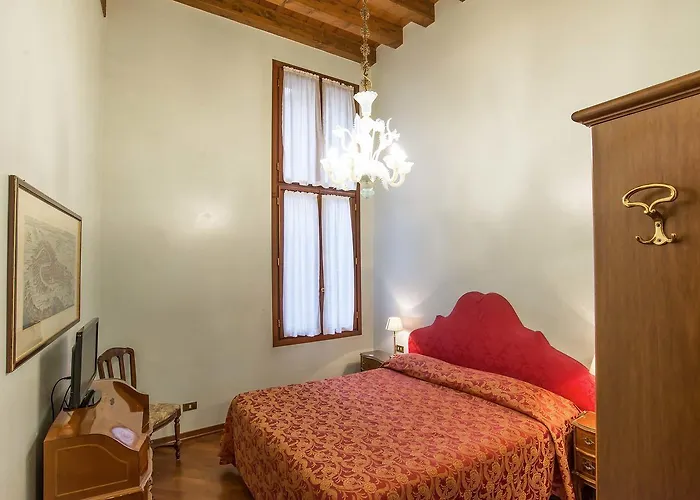 Piccola Fenice 3* Venedig