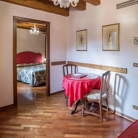 מלון Piccola Fenice ונציה