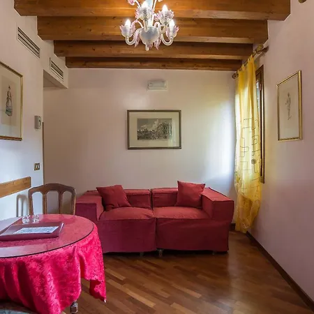 Piccola Fenice 3*