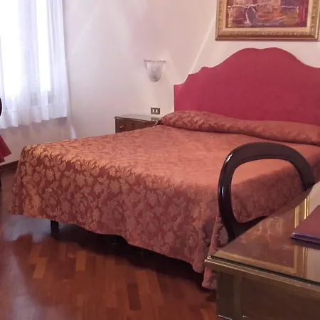 Szálloda Piccola Fenice Velence