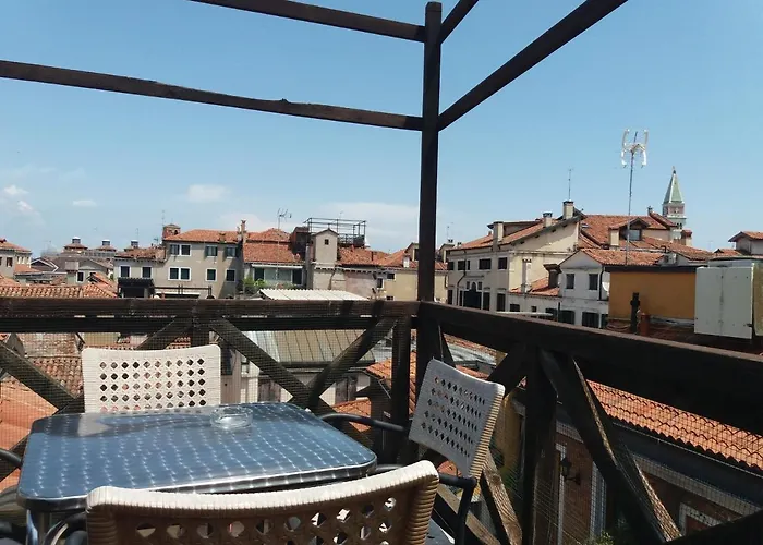 Piccola Fenice 3* Венеция