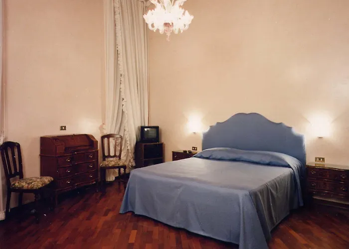 Piccola Fenice Отель Венеция