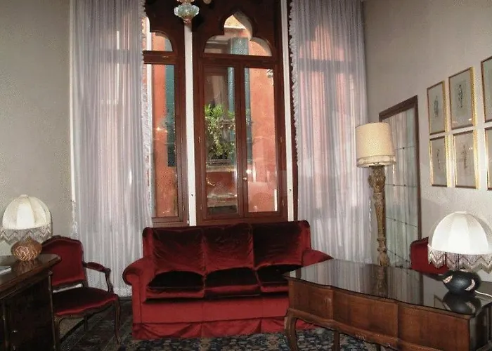 Piccola Fenice Hotel 3*